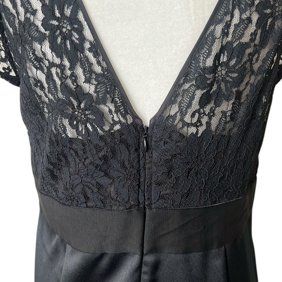 Banana Republic Factory Black Lace & Satin Knee Length Cocktail Dress Size 14 - Picture 5 of 11